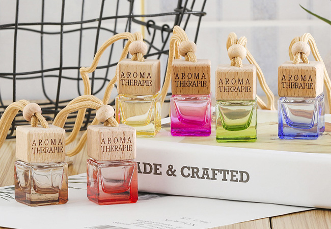 8ml Square Shaped Car Hanging Aroma Diffuser Bottle