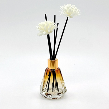 amber diffuser bottle