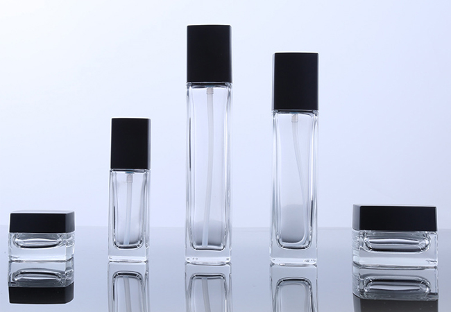 Square Body Lotion Bottles with Pump