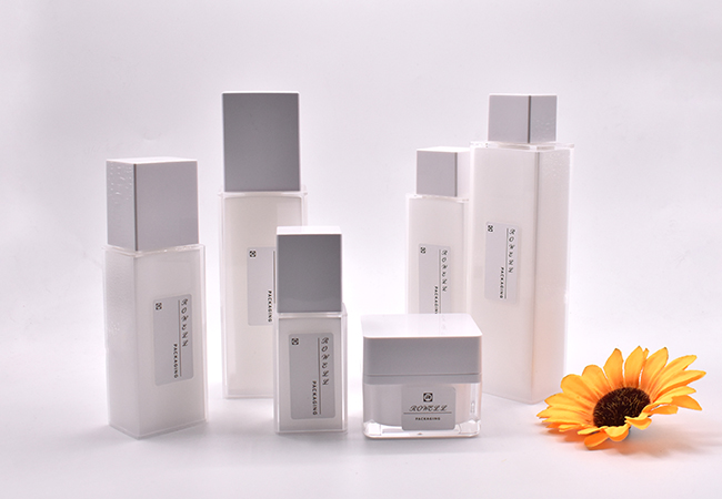 Empty Plastic Body Lotion Bottles